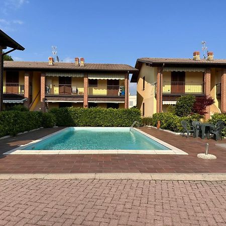 Pool - Marge Apartment - By Host4U Padenghe sul Garda Exterior photo