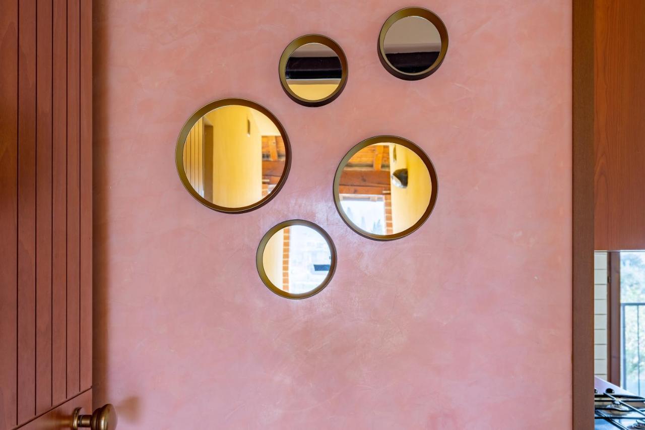 Pool - Marge Apartment - By Host4U Padenghe sul Garda Exterior photo